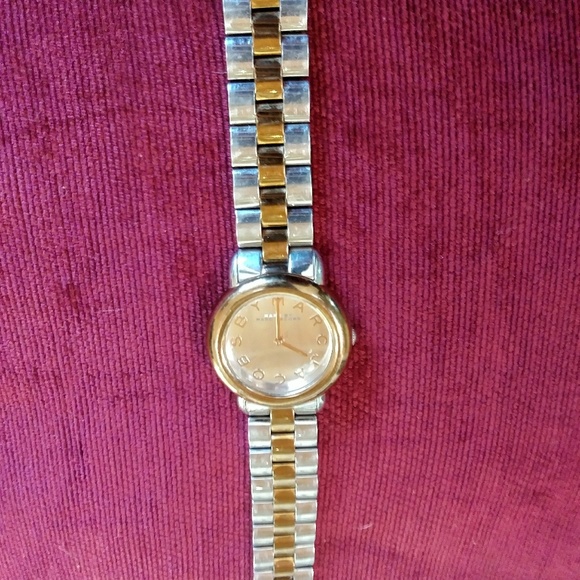 Marc Jacobs Watch - Picture 3 of 4